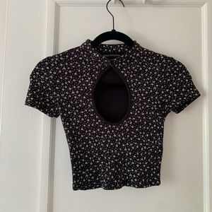 Black peekaboo crop top